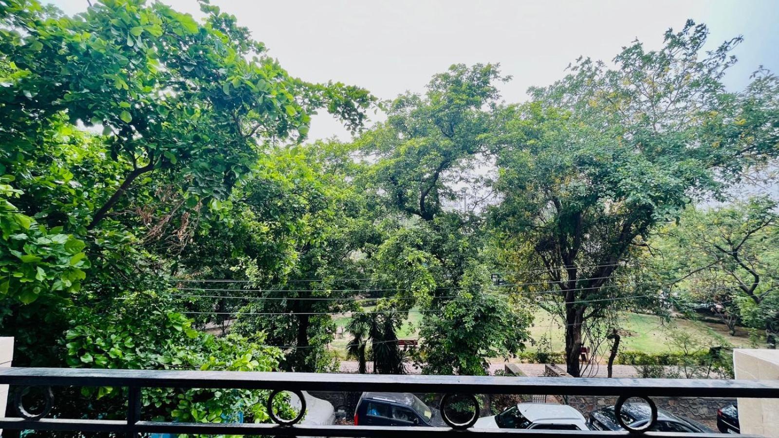 Olive Serviced Apartments - Defence Colony New Delhi Rom bilde
